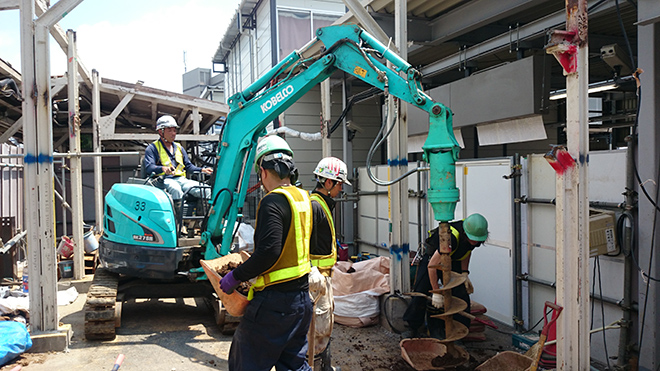 建柱車工法